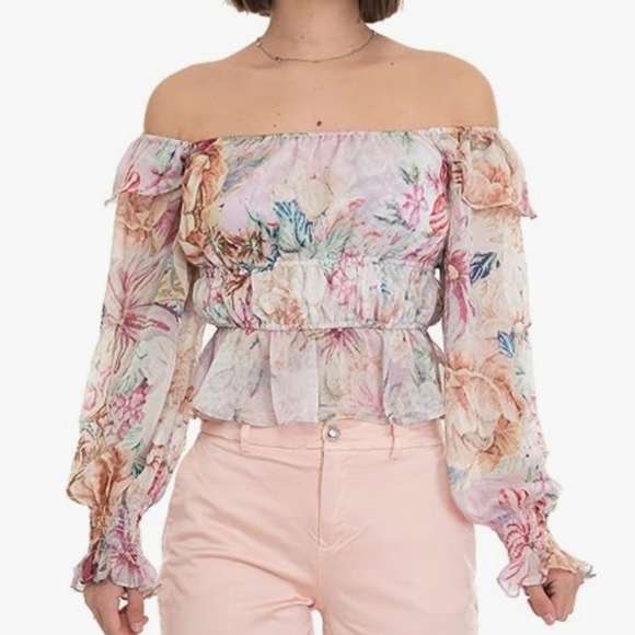 Guess Tops - GUESS Women's Off Shoulder Azura Ruffle Top. New with tags size XL